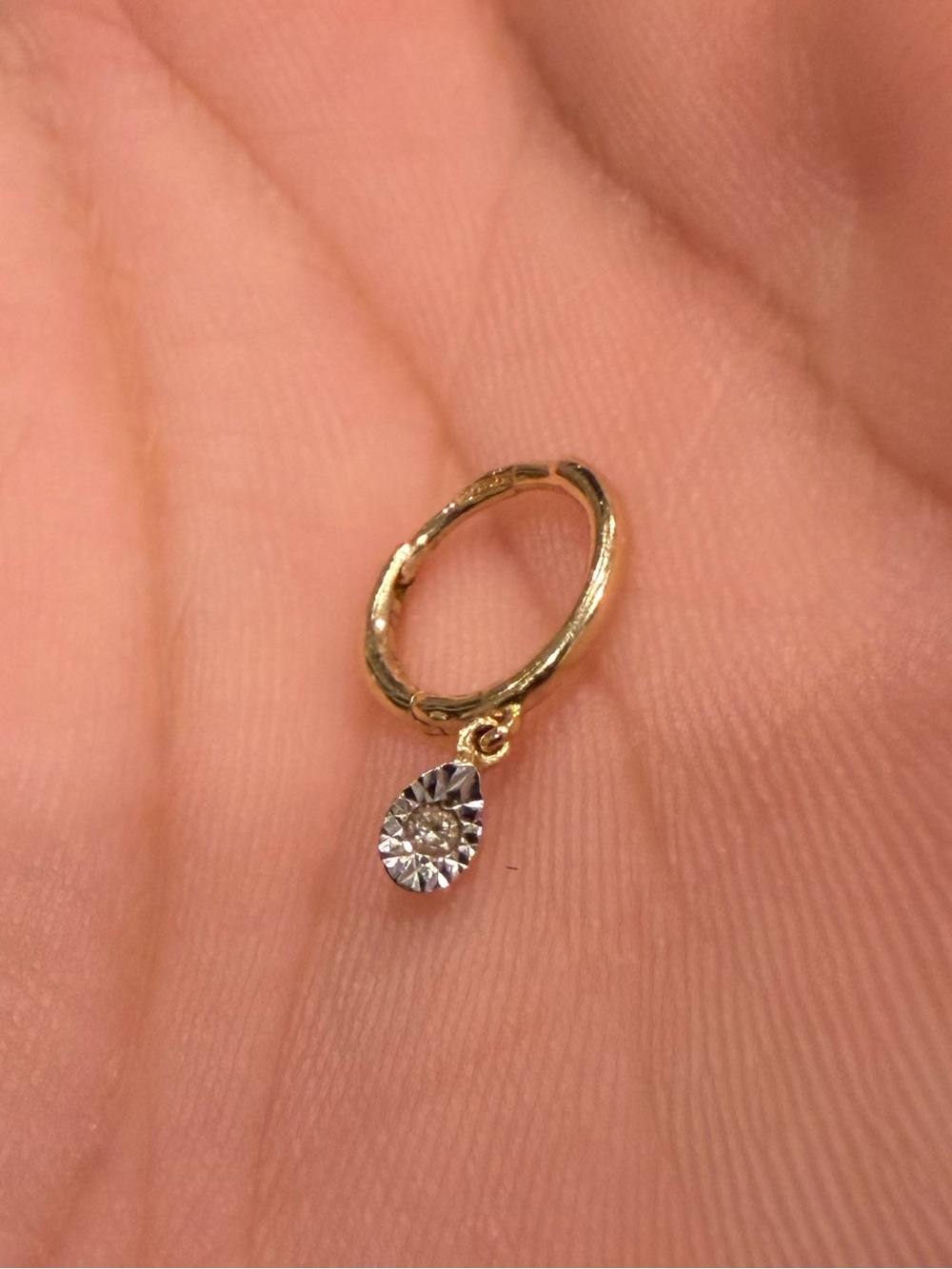 MONICA VINADER 14k single huggie